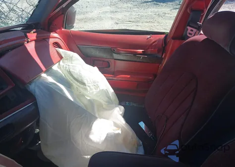 1997 Mercury Grand Marquis Gs from USA, damaged, VIN 2MELM74W2VX717743